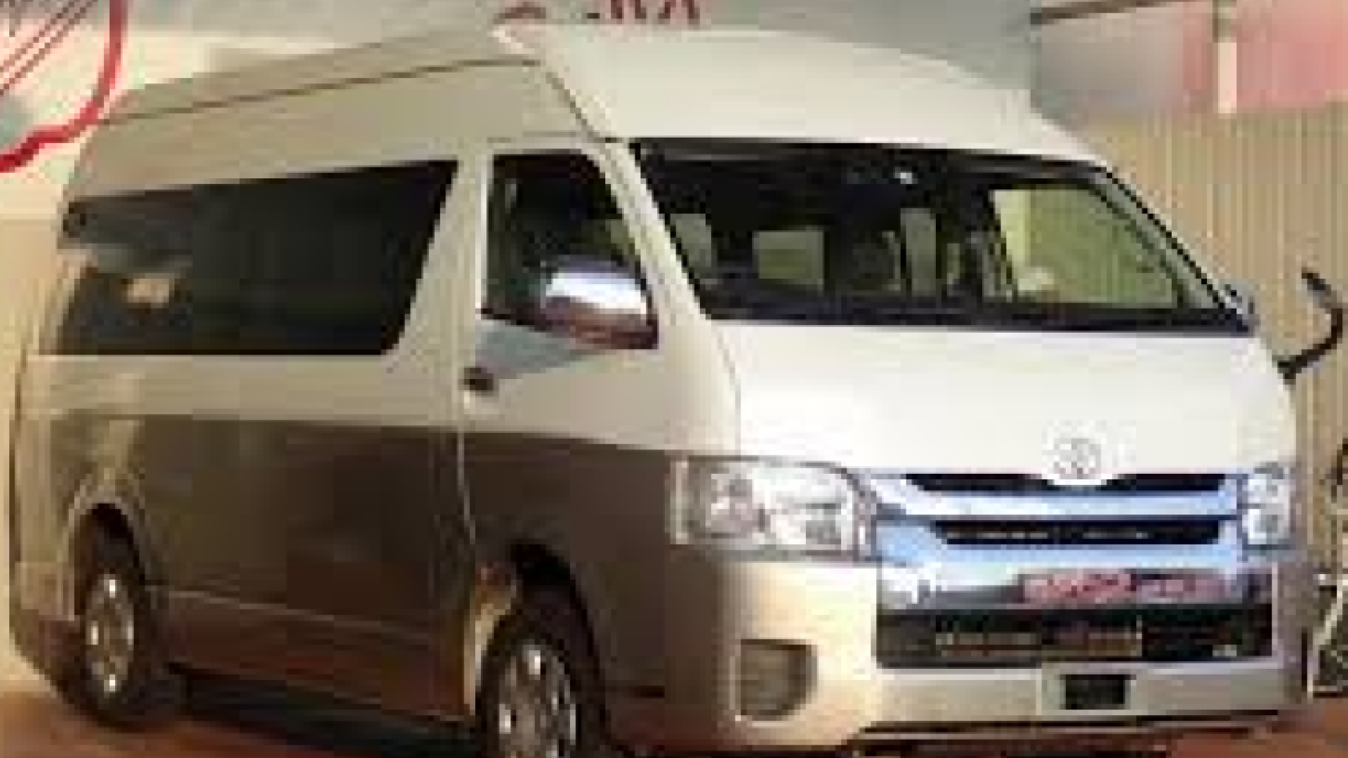 Toyota Hiace Grand Cabin