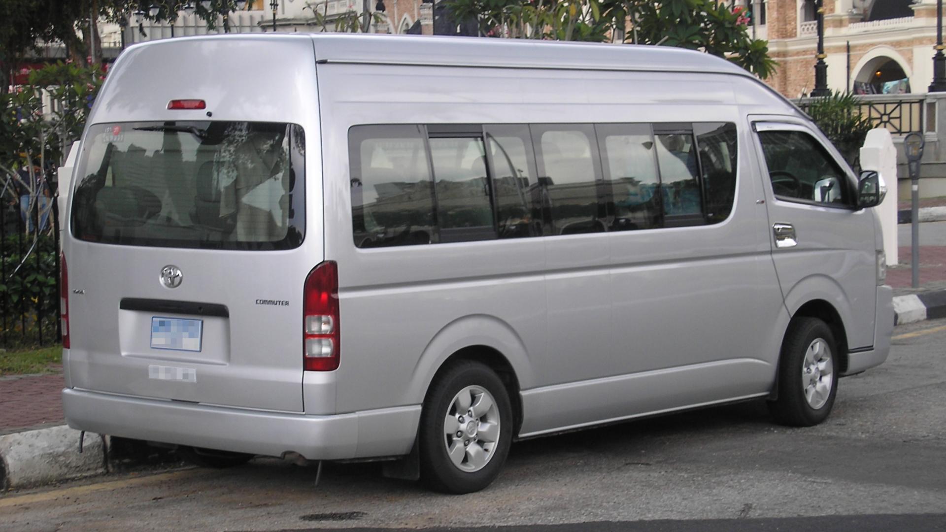 Toyota Hiace Grand Cabin