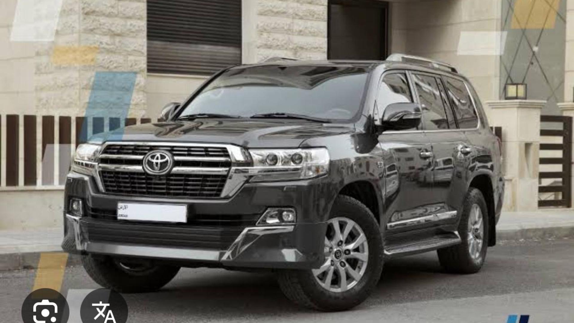 Toyota Land Cruiser V8 2024